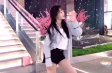 娱乐吃瓜酱高中生,揭秘高中生校园生活点滴