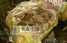 叫化鸡的做法,叫化鸡的独特做法与烹饪技巧解析”